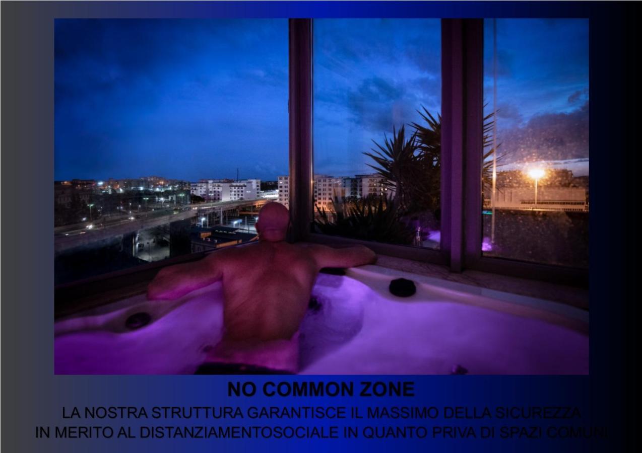 Penthouse Station Luxury Suites & Apartment Brindisi Exterior foto